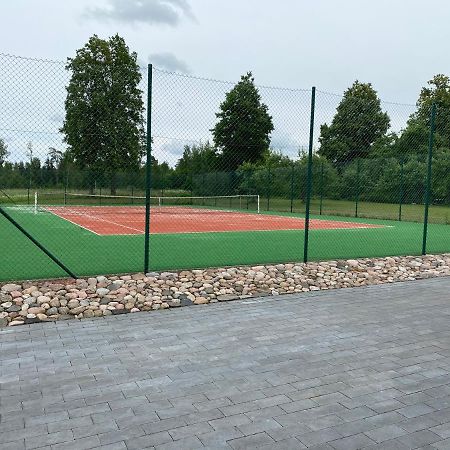 Laettemaa Villa Raanitsa Buitenkant foto
